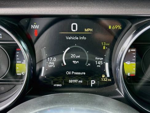 Used 2023 Jeep Wrangler Unlimited Rubicon 4xe w/ Cold Weather Group AWD/4WD image 13