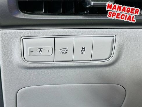 Used 2025 Hyundai Tucson SEL FWD image 11