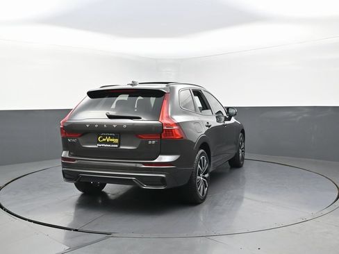 Used 2023 Volvo XC60 B5 Plus image 47