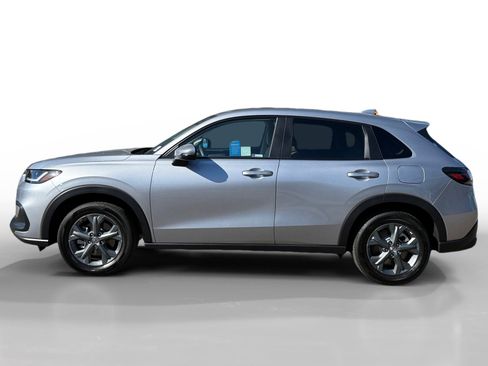 Certified 2026 Honda HR-V LX image 2