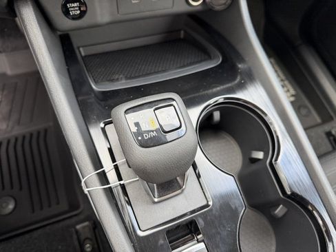 New 2026 Nissan Rogue SV AWD/4WD image 23