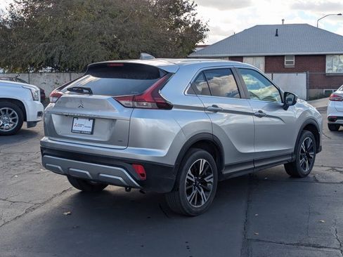Used 2024 Mitsubishi Eclipse Cross AWD image 3