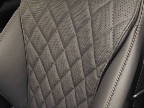 New 2025 Mercedes-Benz S 580e 4MATIC Sedan image 42