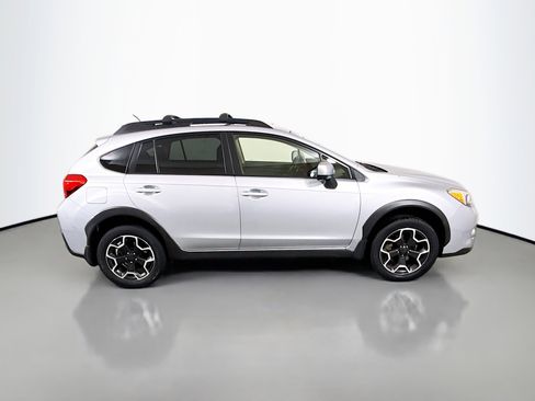 Used 2013 Subaru Crosstrek 2.0i Limited w/ Popular Pkg 2 AWD/4WD image 8