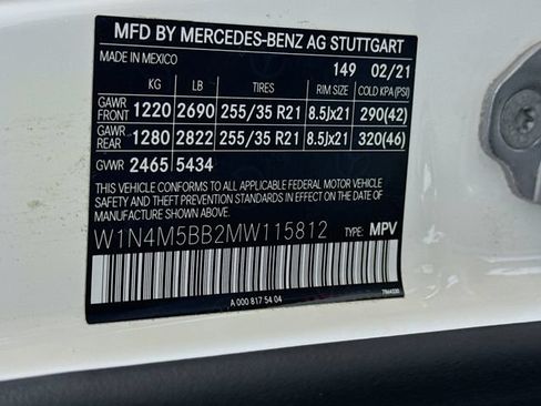 Certified 2021 Mercedes-Benz GLB 35 AMG 4MATIC image 40