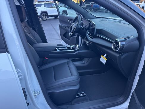 New 2026 Chevrolet Equinox LT image 14