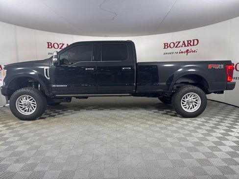 Used 2022 Ford F350 Platinum w/ FX4 Off-Road Package image 5