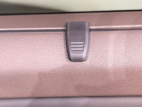 Used 2023 Nissan Rogue SV w/ SV Premium B Package image 53