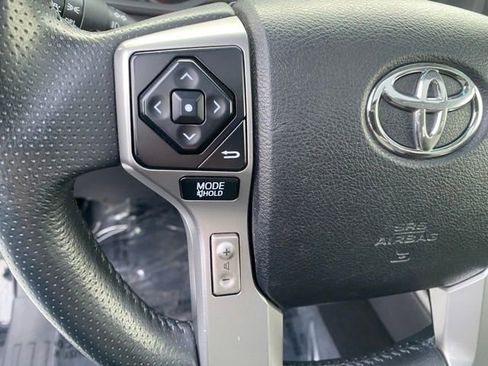 Used 2016 Toyota 4Runner SR5 Premium image 23