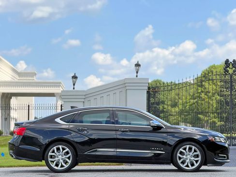 Used 2017 Chevrolet Impala Premier FWD image 6