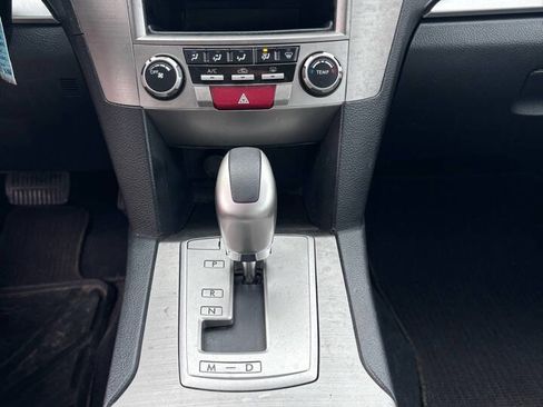 Used 2011 Subaru Outback 2.5i image 15
