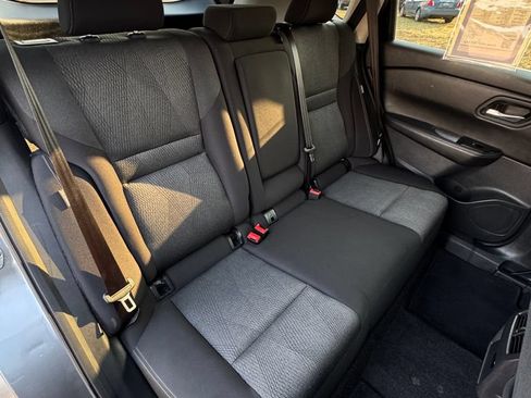 Used 2025 Nissan Rogue SV FWD image 25