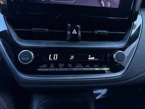 Used 2023 Toyota Corolla SE image 27