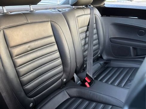 Used 2013 Volkswagen Beetle Turbo image 22