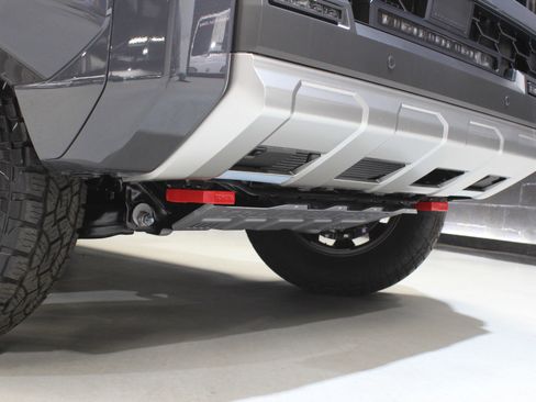 Used 2025 Toyota 4Runner Trailhunter image 12