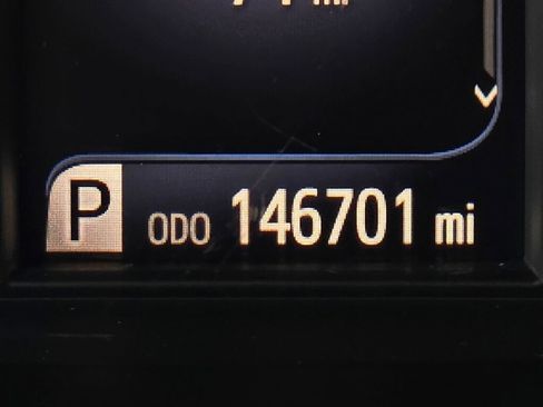 Used 2015 Toyota Camry SE FWD image 26