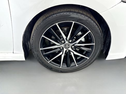 Used 2023 Toyota Camry SE image 31