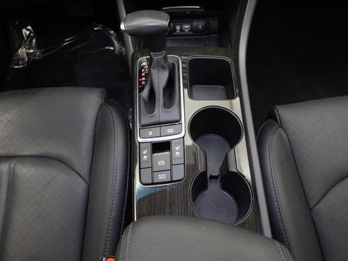 Used 2020 Kia Optima Premium FWD image 38