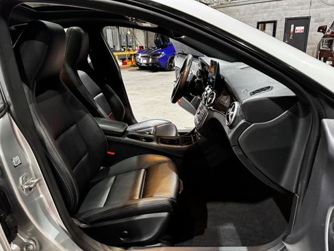 Used 2017 Mercedes-Benz CLA 250 4MATIC image 26