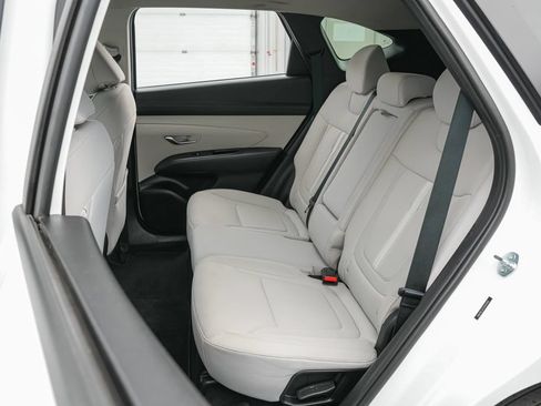 Used 2025 Hyundai Tucson SEL AWD/4WD image 18