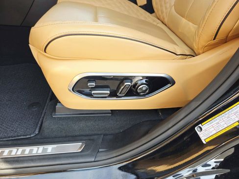 Used 2025 Jeep Grand Cherokee L Summit AWD/4WD image 45
