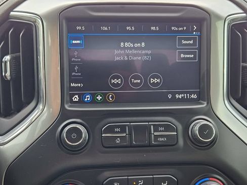Used 2022 Chevrolet Silverado 1500 LT RWD image 22