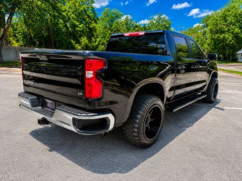 Used 2022 Chevrolet Silverado 1500 LT RWD image 5