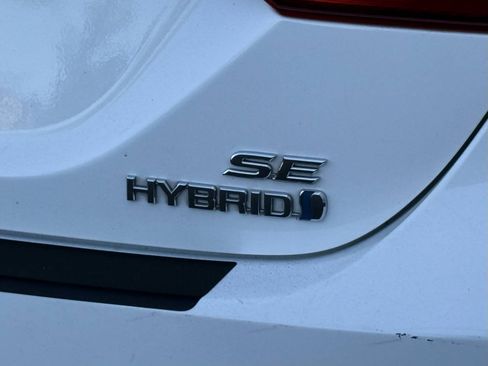 Used 2020 Toyota Camry SE w/ Carpet Mat Package FWD image 36