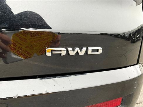 Used 2021 GMC Acadia Denali w/ Denali Ultimate Package image 15