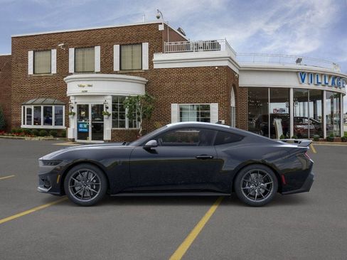 New 2025 Ford Mustang Dark Horse image 3