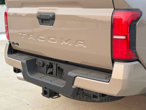 New 2026 Toyota Tacoma TRD Off-Road AWD/4WD image 5