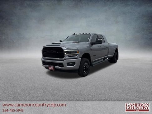 Used 2024 RAM 3500 Laramie w/ Night Edition AWD/4WD image 7