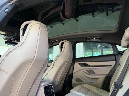 Used 2023 Porsche Taycan RWD image 31