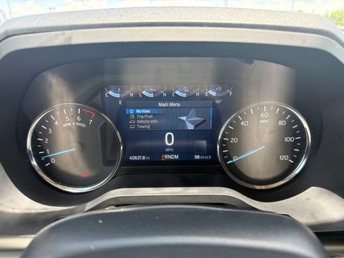 Used 2023 Ford Expedition XLT RWD image 28