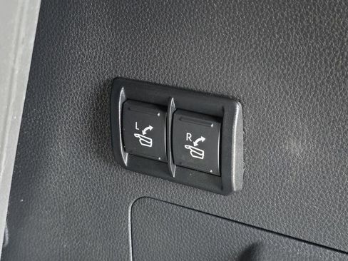 Used 2024 Toyota Sequoia Limited AWD/4WD image 13