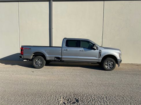 Certified 2024 Ford F350 Lariat w/ Lariat Ultimate Package image 24