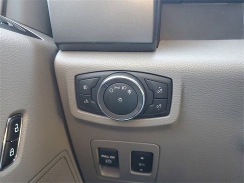 Used 2018 Ford F150 XLT w/ Equipment Group 302A Luxury image 27