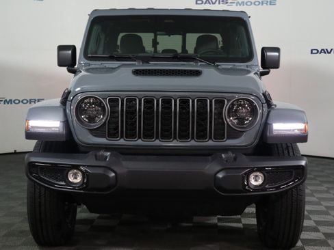 New 2026 Jeep Gladiator Sport AWD/4WD image 13