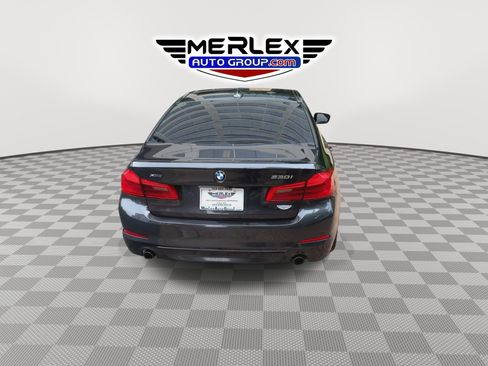Used 2018 BMW 530i xDrive w/ Premium Package AWD/4WD image 7