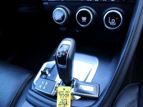 Used 2019 Jaguar E-PACE S image 24