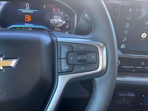 Used 2025 Chevrolet Silverado 2500 LT w/ Convenience Package image 23