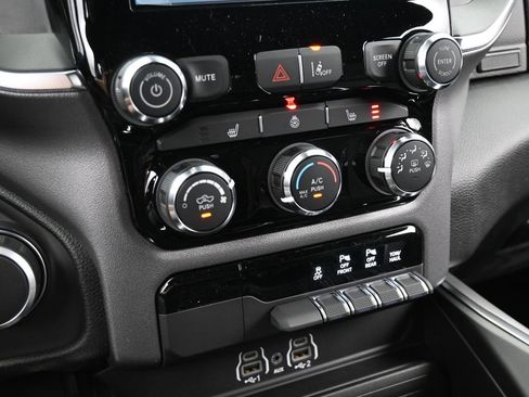 Used 2025 RAM 1500 Big Horn image 35