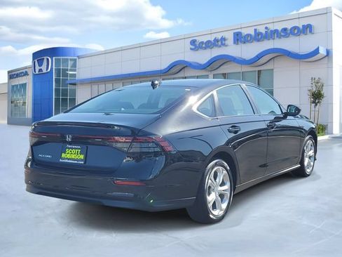 Used 2023 Honda Accord LX image 4