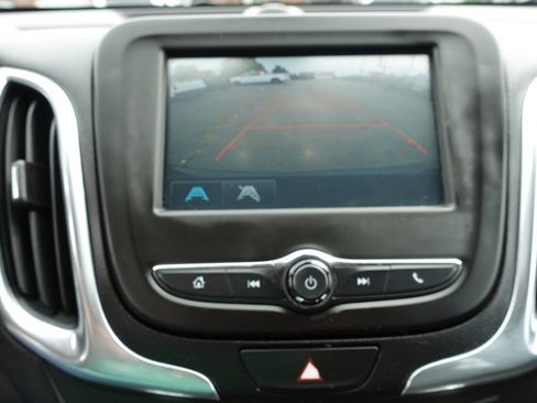 Used 2018 Chevrolet Equinox LT FWD image 38