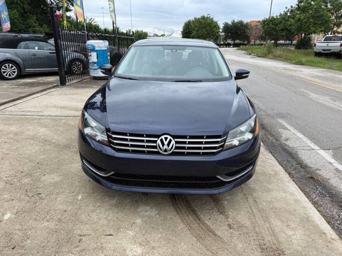 Used 2015 Volkswagen Passat TDI SE FWD image 3