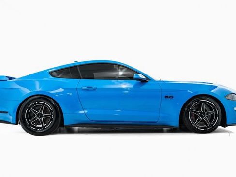 Used 2022 Ford Mustang GT w/ GT Performance Package RWD image 5