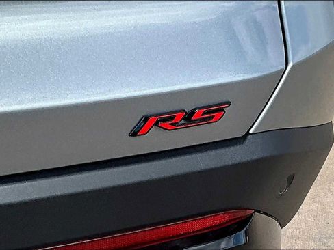 Used 2026 Chevrolet Equinox RS w/ Convenience Package III image 9