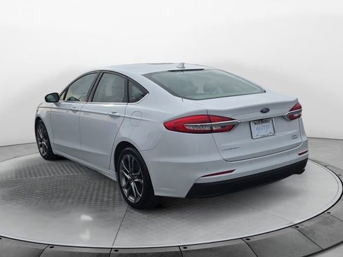Used 2020 Ford Fusion SEL image 3