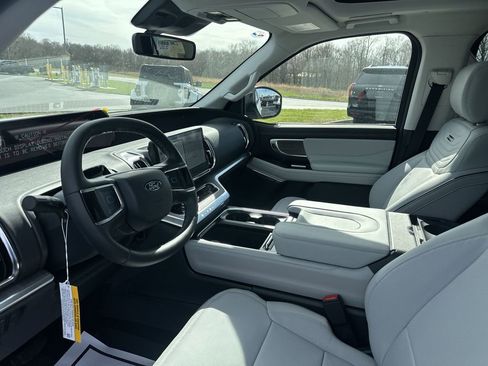 New 2026 Ford Expedition Max Platinum image 10