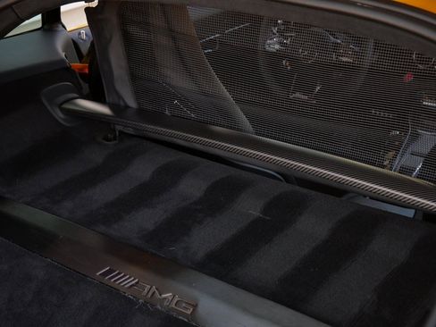 Used 2020 Mercedes-Benz AMG GT R image 24